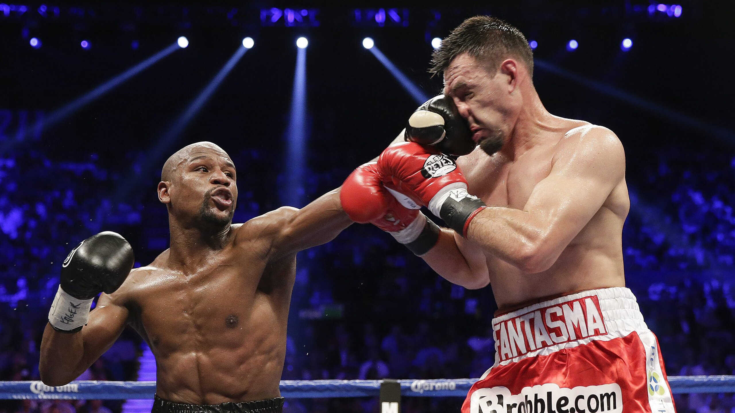 掘金对阵深圳队，小贾伦点燃赛场，一场跨越篮球文化的碰撞