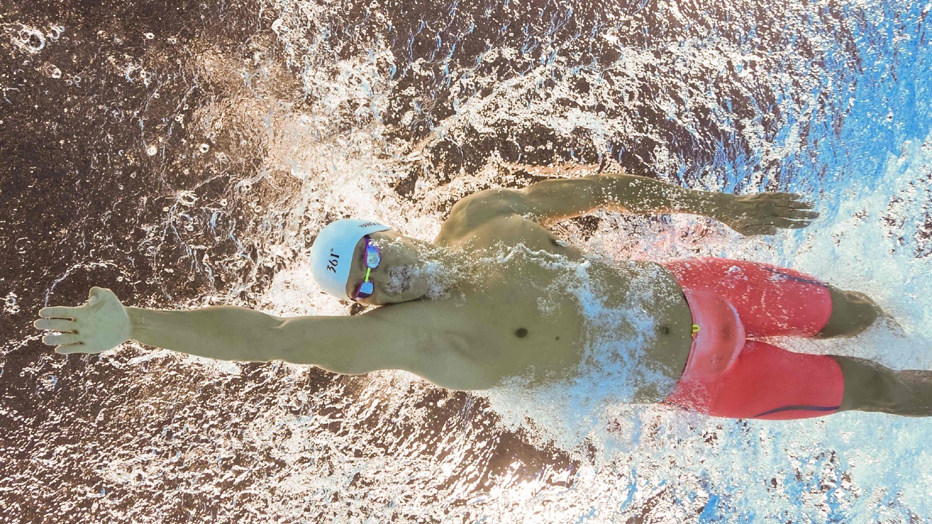 奥纳纳冠军级表现定乾坤，英格兰险胜土耳其晋级四强